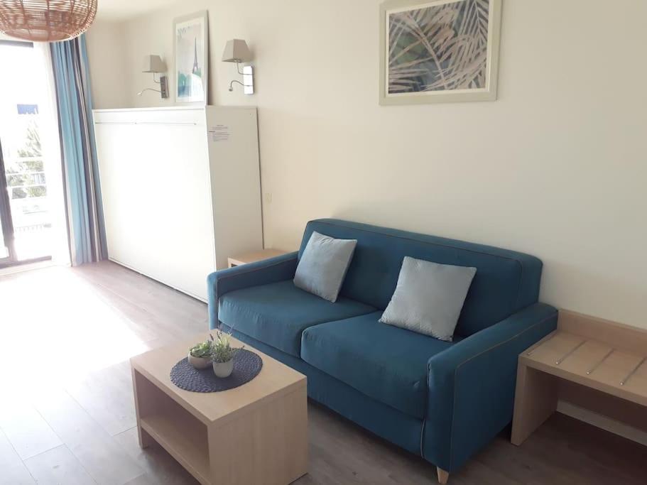 Appartement T1 Avec Piscine Et Terrasse Au Coeur De La Rochelle *
